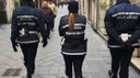 16/04/2019 - Polizia locale. Esibire un bastone estensibile con i propri colleghi può fare scattare la sospensione dal servizio.