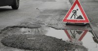 28/02/2019 - Buche stradali, niente risarcimento a chi dichiara di non aver guardato per terra